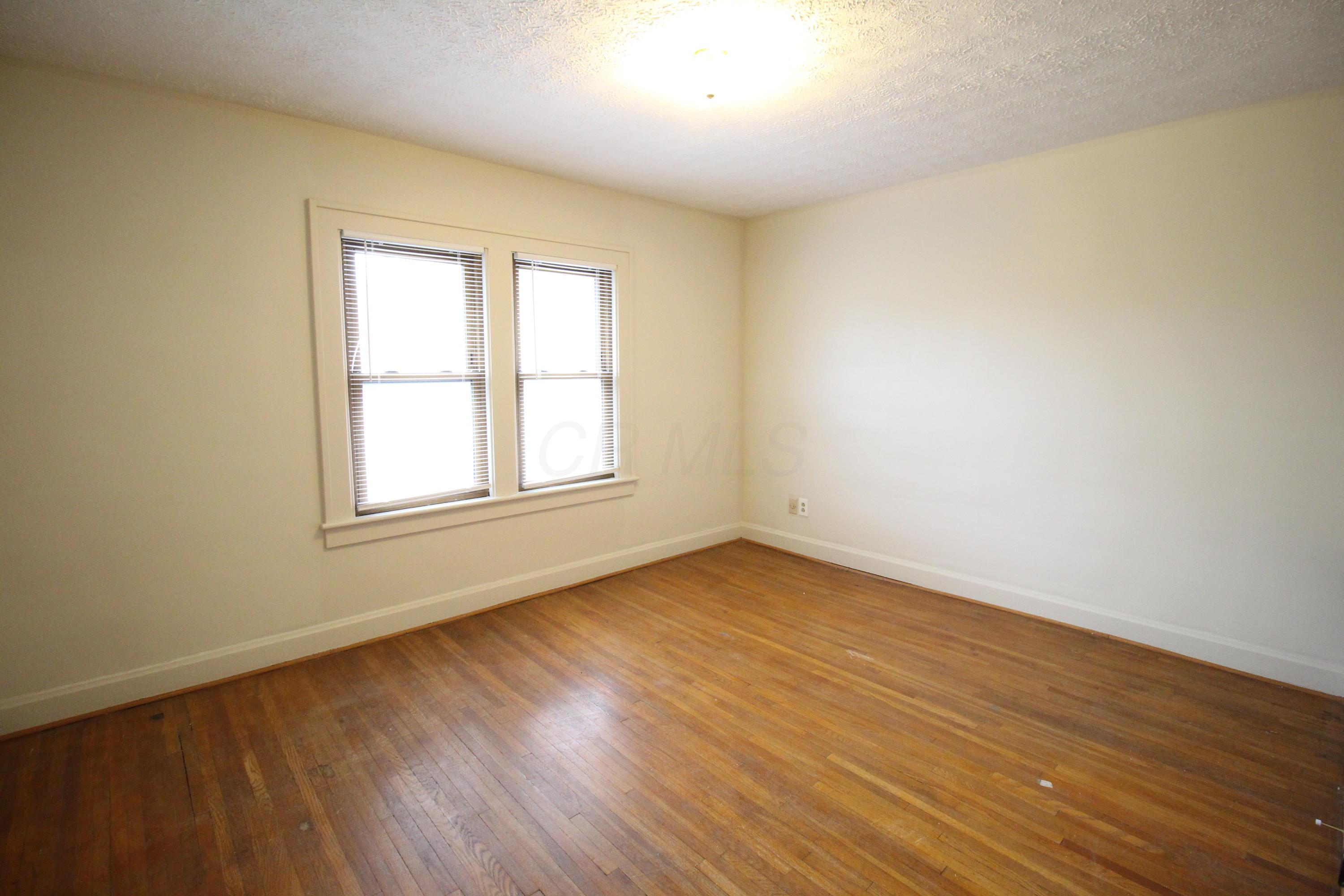 344-346 East Kelso Road Columbus, OH 43202 - Photo 11 of 18