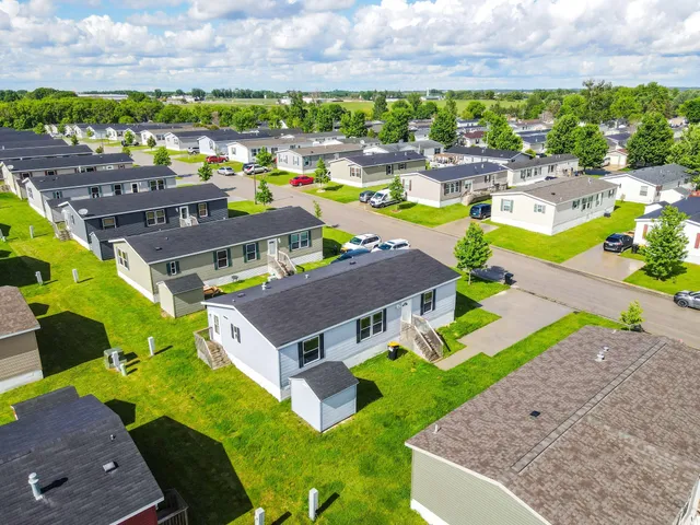 $85,000 | 2009 Osprey Place Northwest, Stewartville, MN 55976