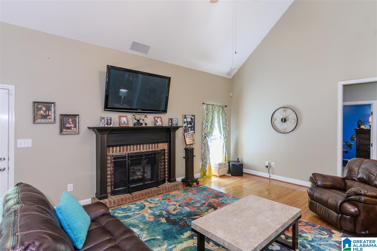 113 Silverleaf Drive Pelham, AL 35124 - Photo 6 of 45