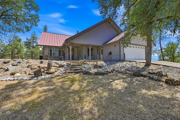 $649,900 | 13524 Woodman Lane, Bella Vista, CA 96008