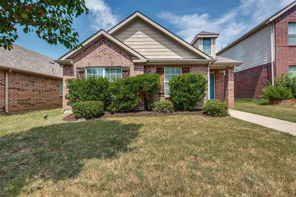 $270,000 | 8823 Eastwood Avenue, Cross Roads, TX 76227