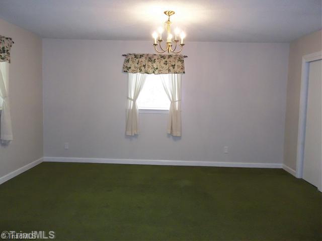 363 Owens Road Lexington, NC 27292 - Photo 3 of 12 Living Room.