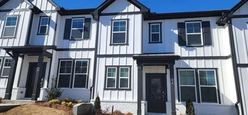 228 Banner Road Pendergrass, GA 30567 - Photo 1 of 8 front view of a house