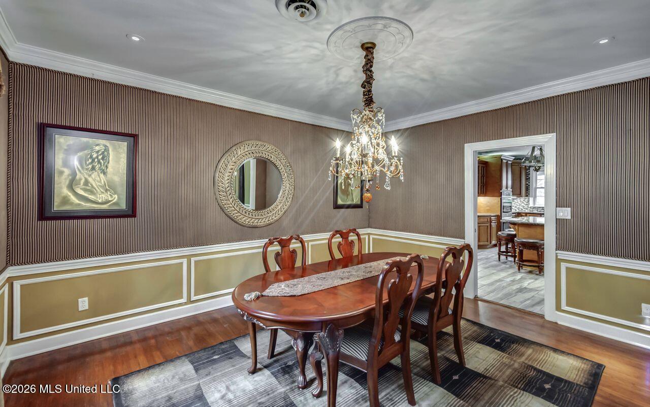 1016 Meadowbrook Road Jackson, MS 39206 - Photo 5 of 33 Fyklk5Kw