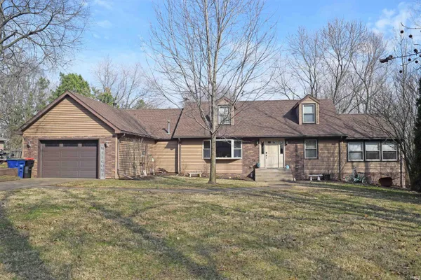 $389,900 | 7481 Old Boonville Highway, Evansville, IN 47715