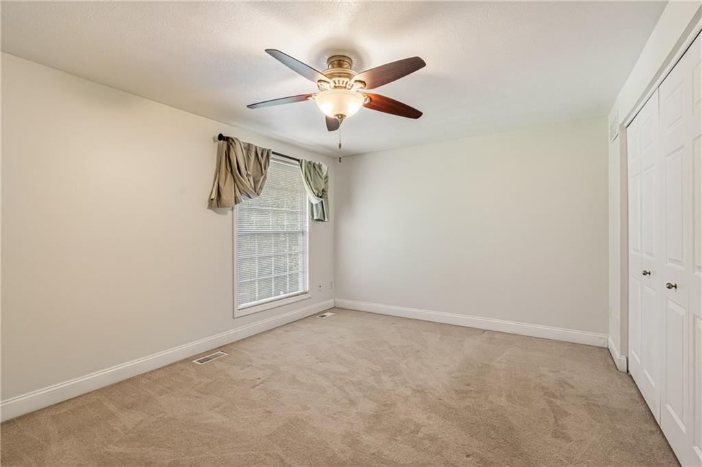 5491 Library Road, Unit 21 Bethel Park, PA 15102 - Photo 17 of 37 Gallery Image 17