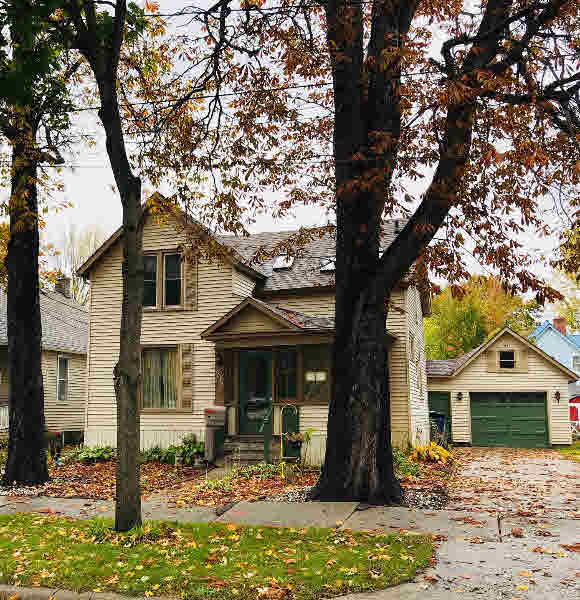 2015 7th Street Bay City, MI 48708 - Photo 1 of 16 Gallery Image 1