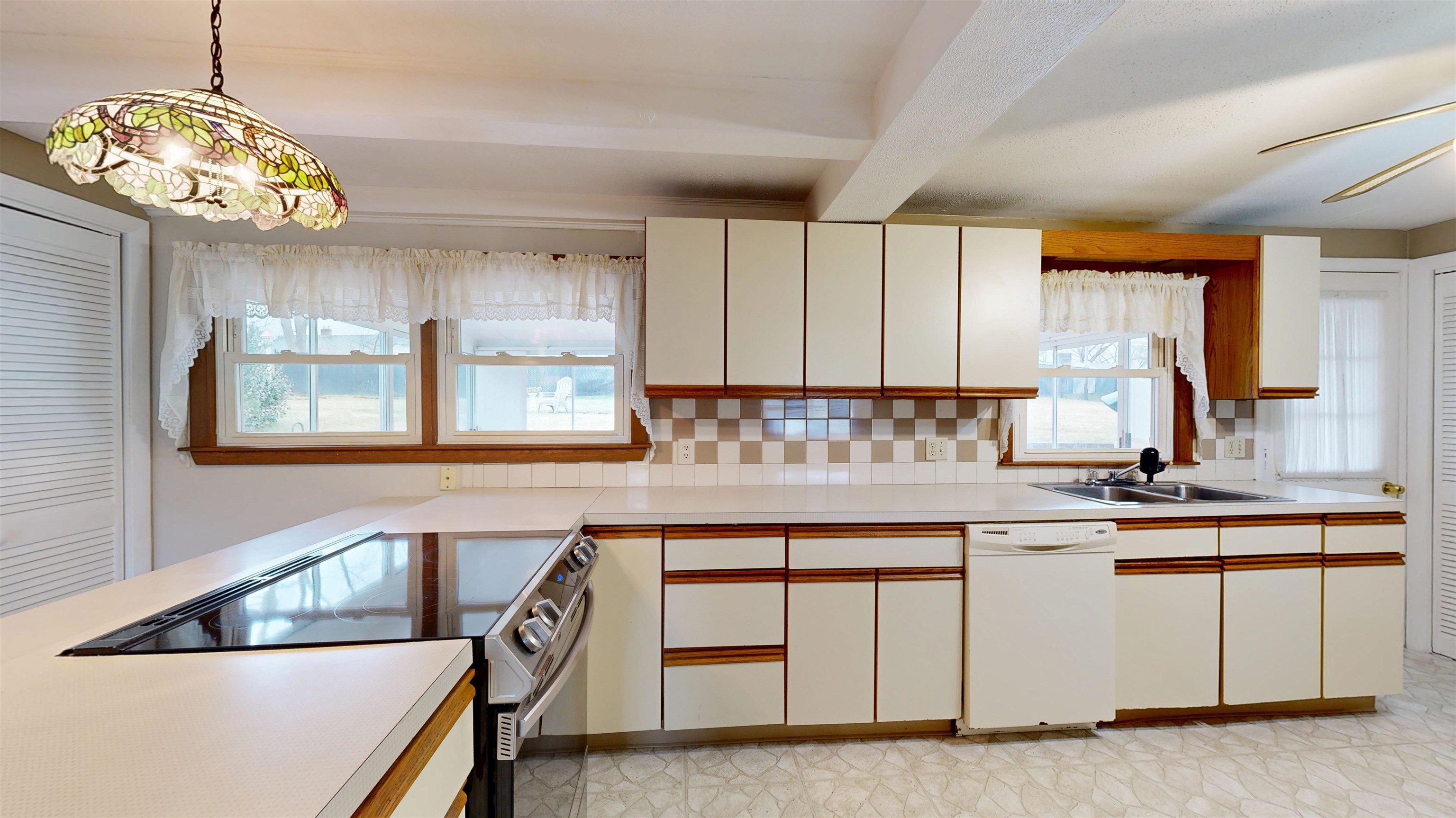 169 Lund Road Nashua, NH 03060 - Photo 14 of 30