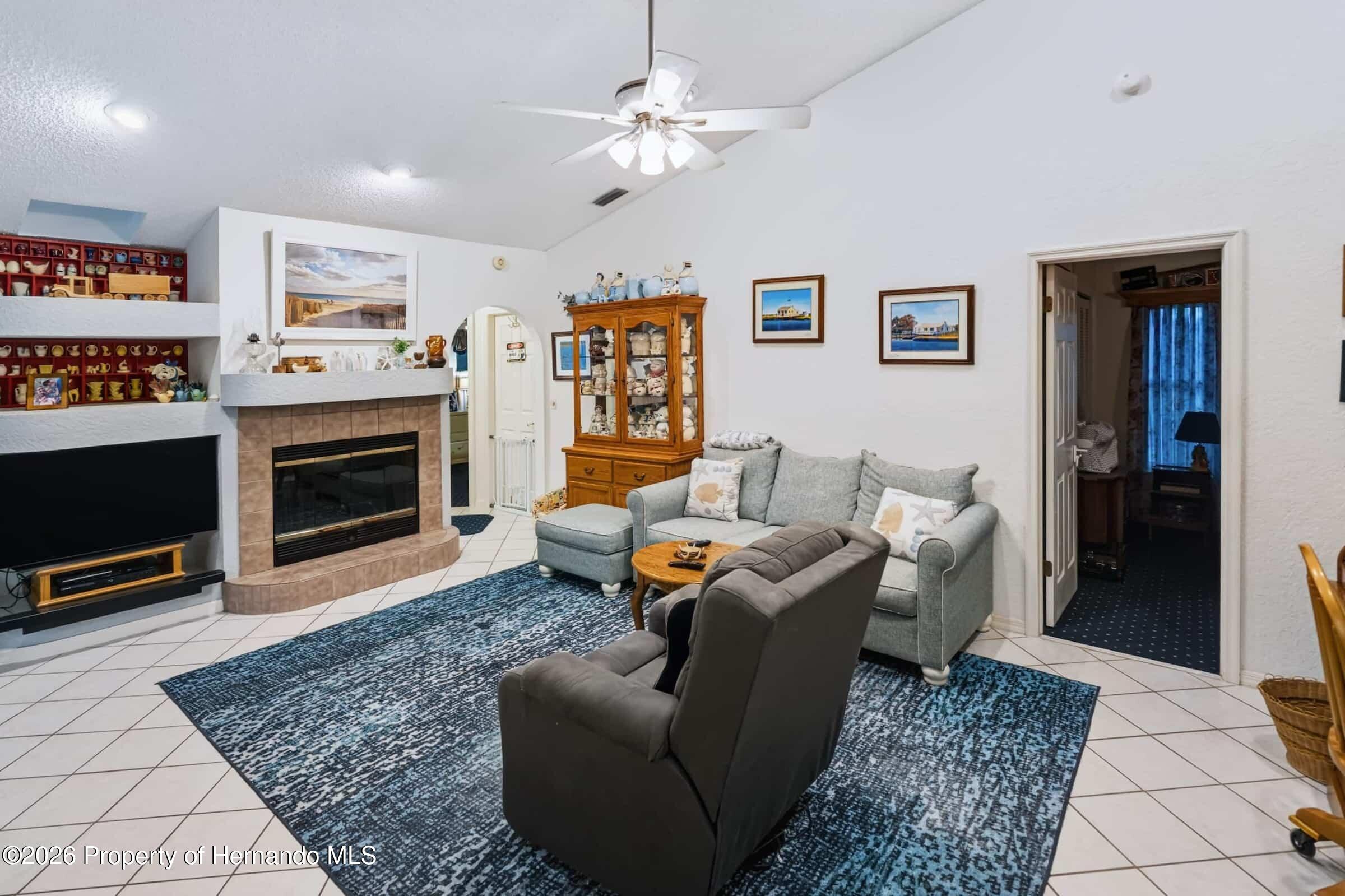 1005 Druid Road Spring Hill, FL 34609 - Photo 9 of 48