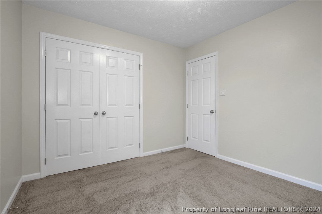 4780 Deer Lakes Road Fayetteville, NC 28311 - Photo 22 of 36 a view of an empty room