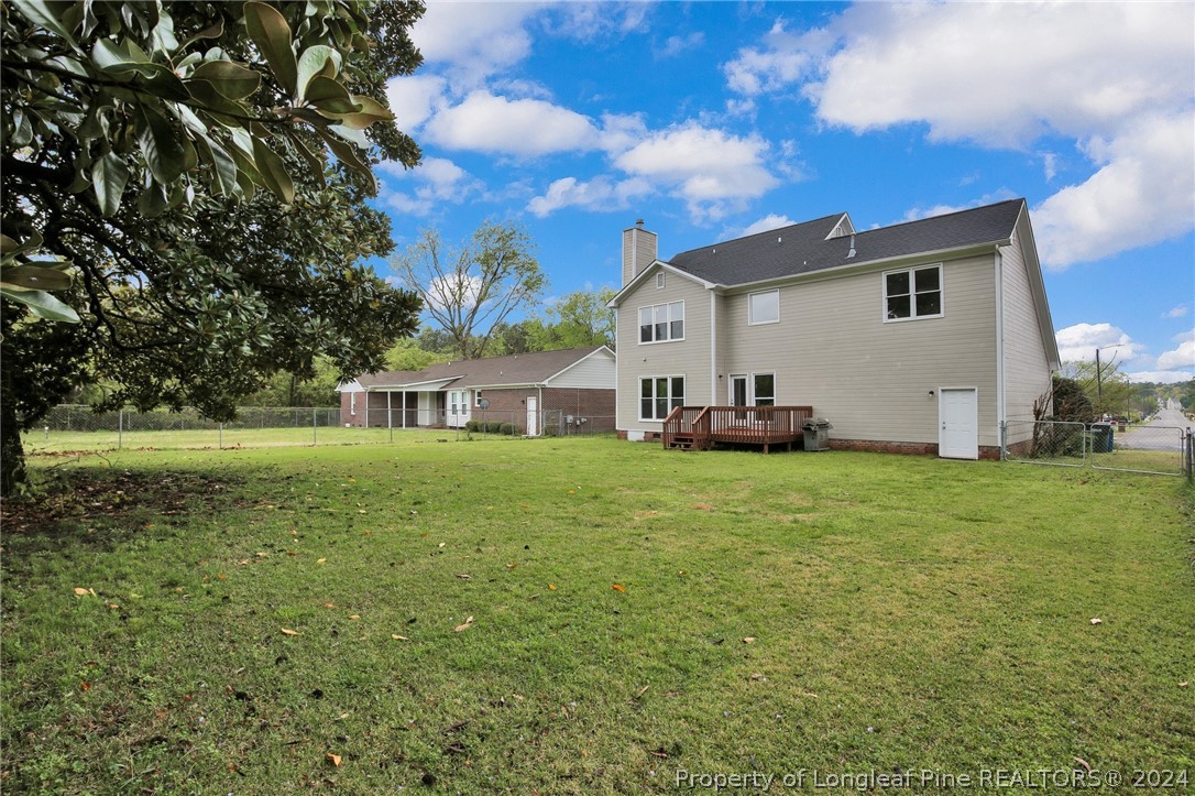 4780 Deer Lakes Road Fayetteville, NC 28311 - Photo 35 of 36 a front view of a house with a garden