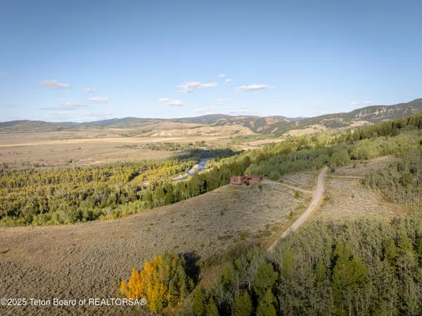 $7,750,000 | 6030 Highlands Dr Loop, Jackson, WY 83001
