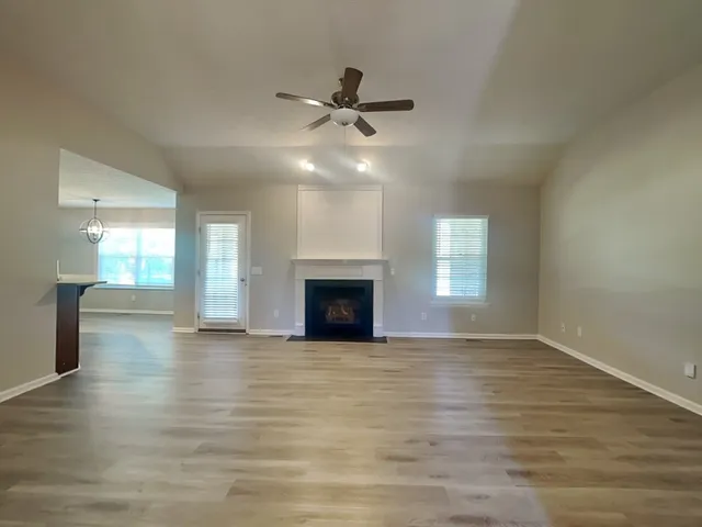 $2,469 | 146 B Waterford Way, Hendersonville, TN 37075