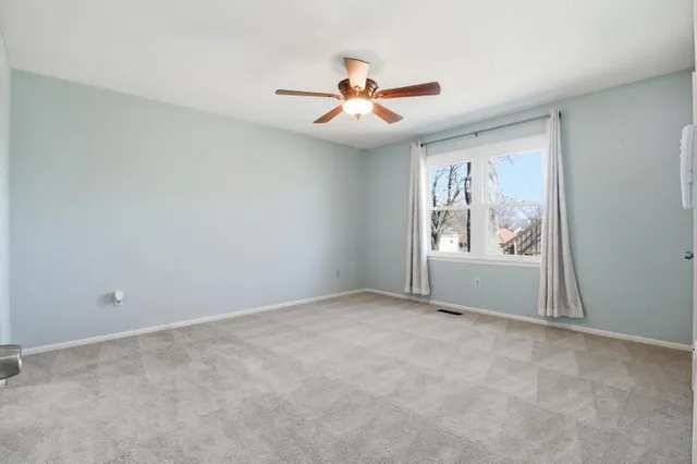 $400,000 | 10007 Monrovia, Lenexa, KS 66215