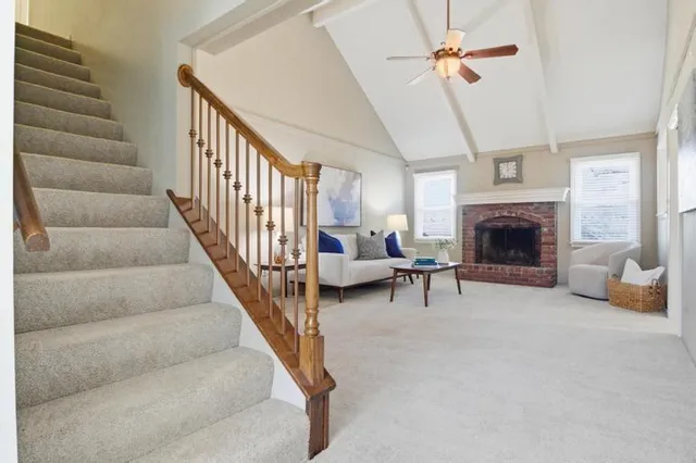 $400,000 | 10007 Monrovia, Lenexa, KS 66215