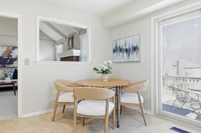 $400,000 | 10007 Monrovia, Lenexa, KS 66215