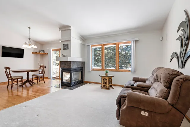 $305,000 | 815 Bruce Robert Lane, Hampshire, IL 60140