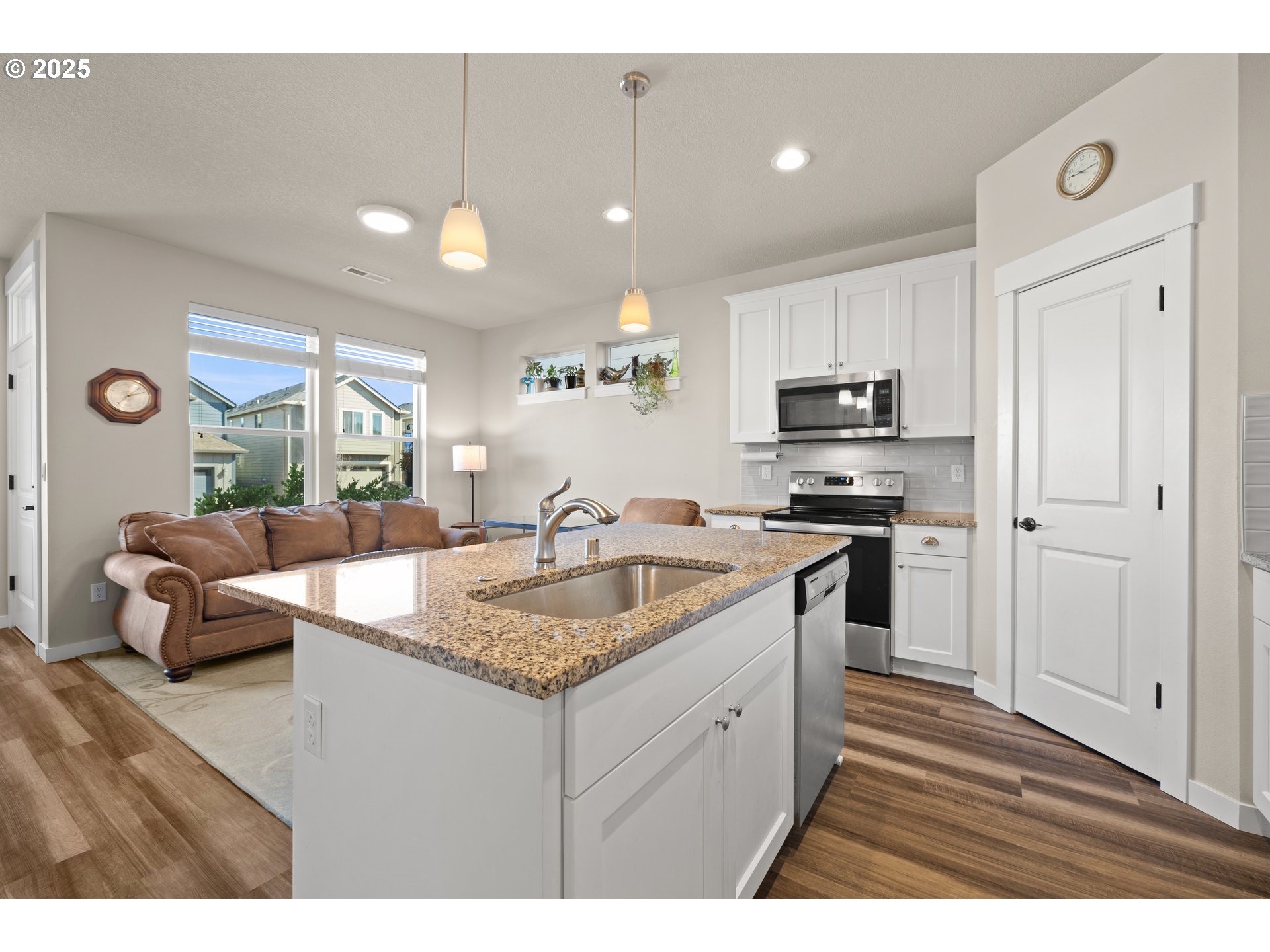 7203 South 11th Street Ridgefield, WA 98642 - Photo 6 of 41