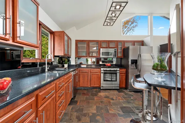 $885,000 | 21 Hartz Terrace, Piermont, NY 10968