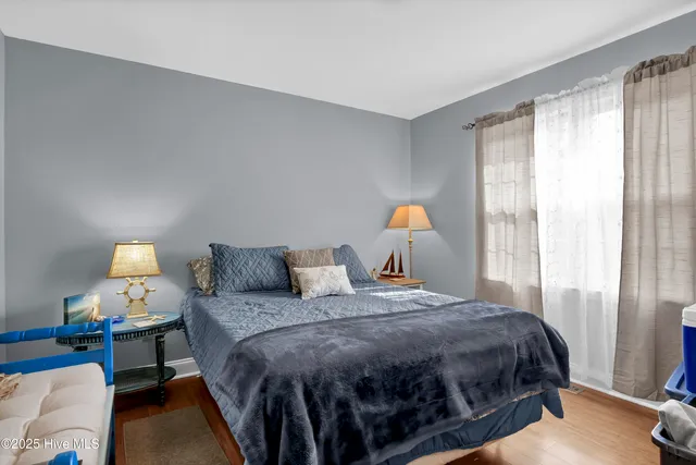 $1,995,000 | 21801 Highway 17, Hampstead, NC 28443