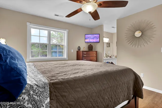 $1,995,000 | 21801 Highway 17, Hampstead, NC 28443