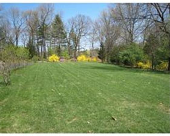 32 Forest Ridge Road Weston, MA 02493 - Photo 20 of 24 Gallery Image 20