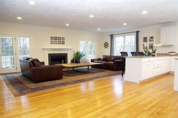 32 Forest Ridge Road Weston, MA 02493 - Photo 4 of 24 Gallery Image 4