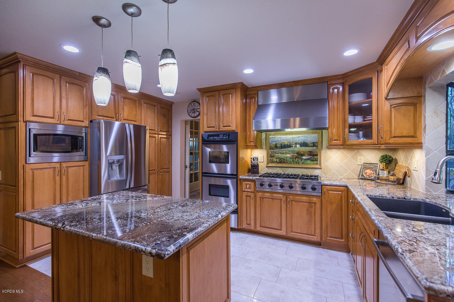 4225 Peach Slope Road Moorpark, CA 93021 - Photo 17 of 41 4225 Peach Slope Rd Moorpark-large-017-0