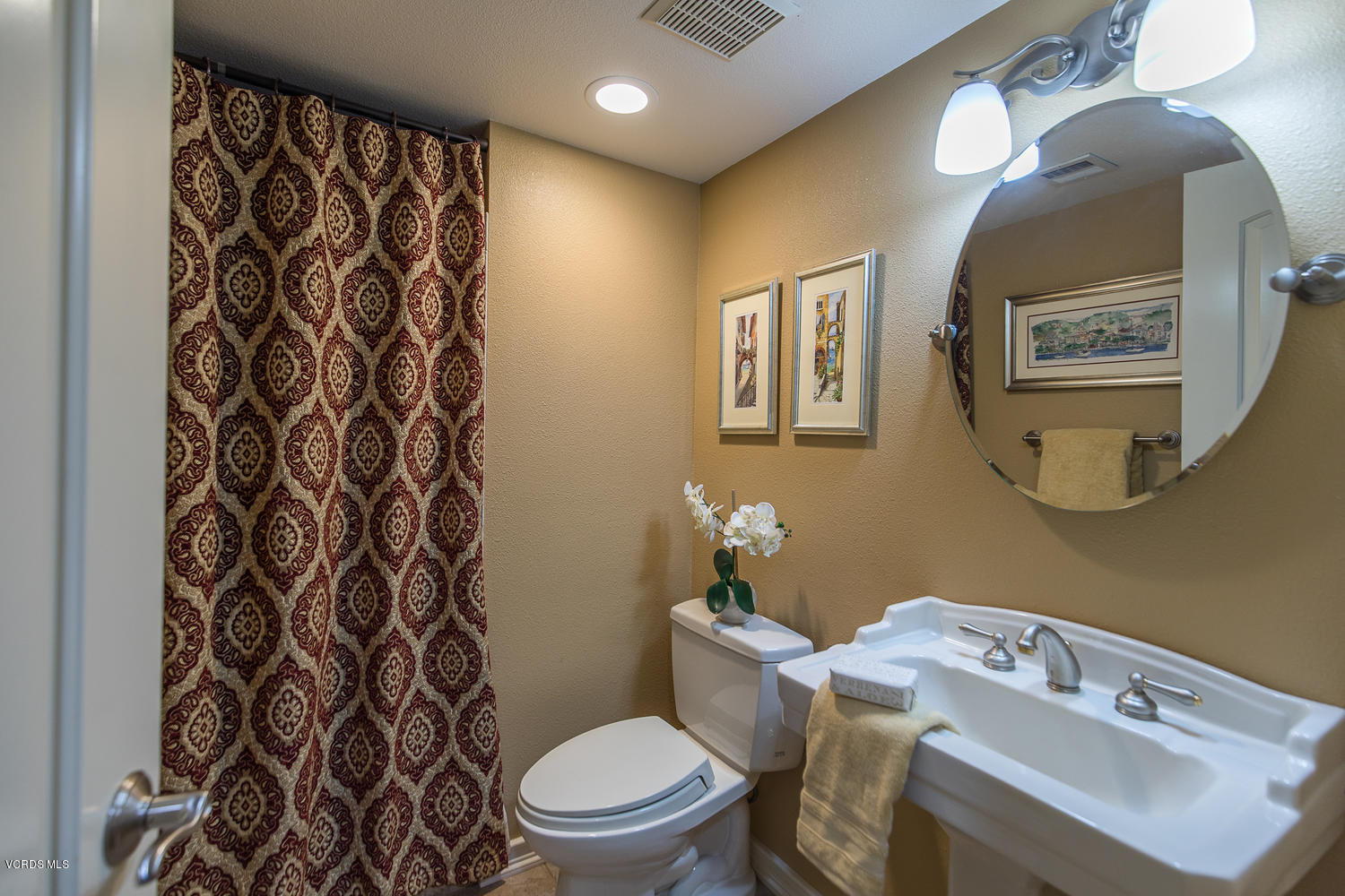 4225 Peach Slope Road Moorpark, CA 93021 - Photo 22 of 41 4225 Peach Slope Rd Moorpark-large-022-0