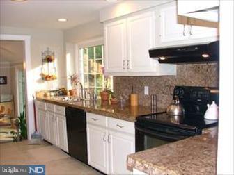 468 Covered Bridge Road Cherry Hill, NJ 08034 - Photo 4 of 6 Kitchen