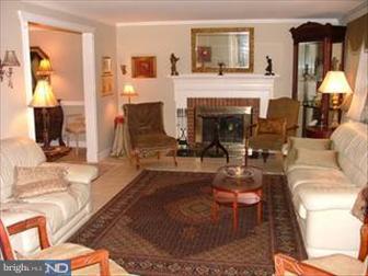 468 Covered Bridge Road Cherry Hill, NJ 08034 - Photo 5 of 6 Living Room