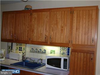 43 Greenhill Road Media, PA 19063 - Photo 5 of 9 Kitchen