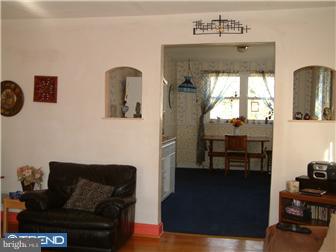 43 Greenhill Road Media, PA 19063 - Photo 6 of 9 Living Room