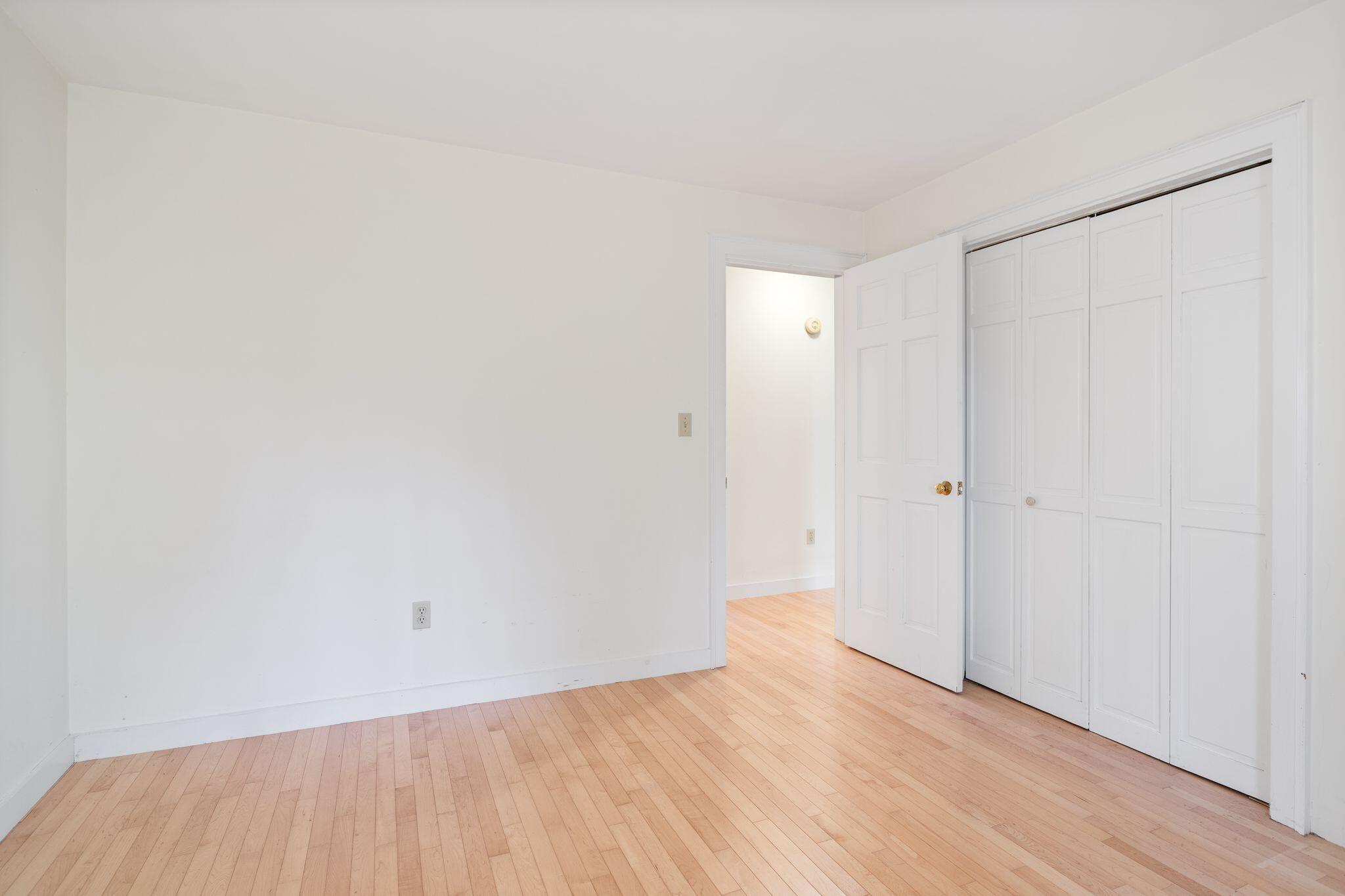 6 Passaic Road Cape Neddick, ME 03902 - Photo 25 of 35 Bedroom 3