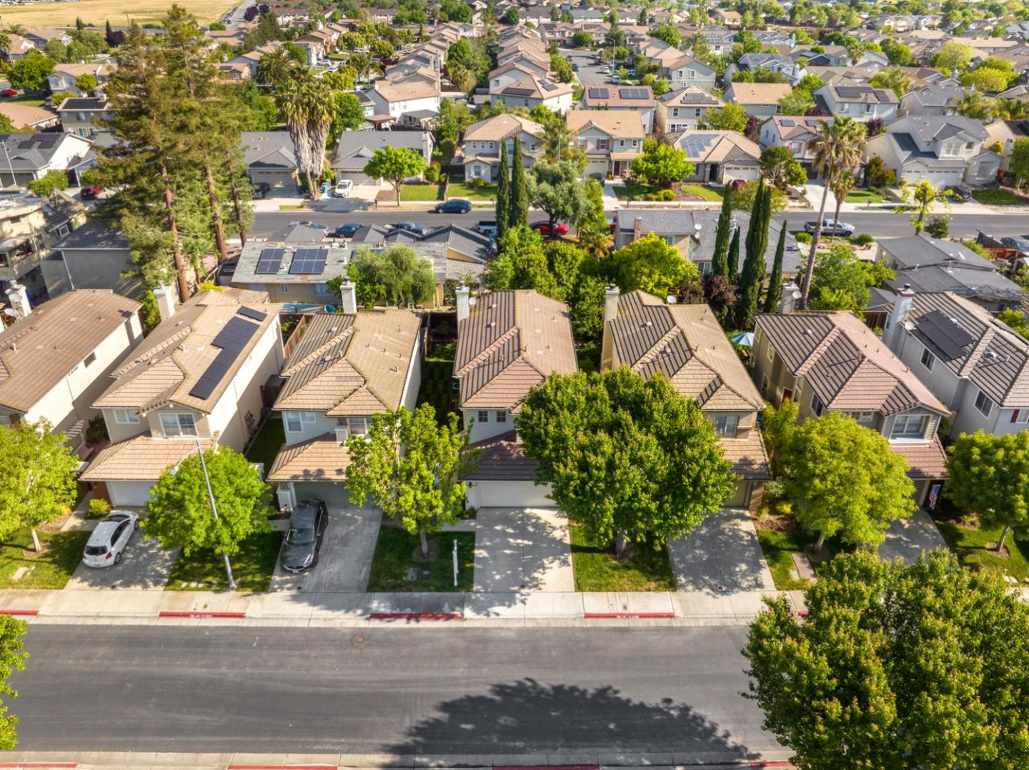 581 Eden Street Gilroy, CA 95020 - Photo 36 of 40 an aerial view of a residential houses with street