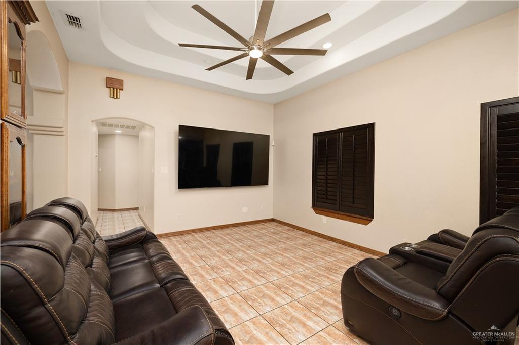 704 Goodwin Acres Road Palmview, TX 78574 - Photo 5 of 26