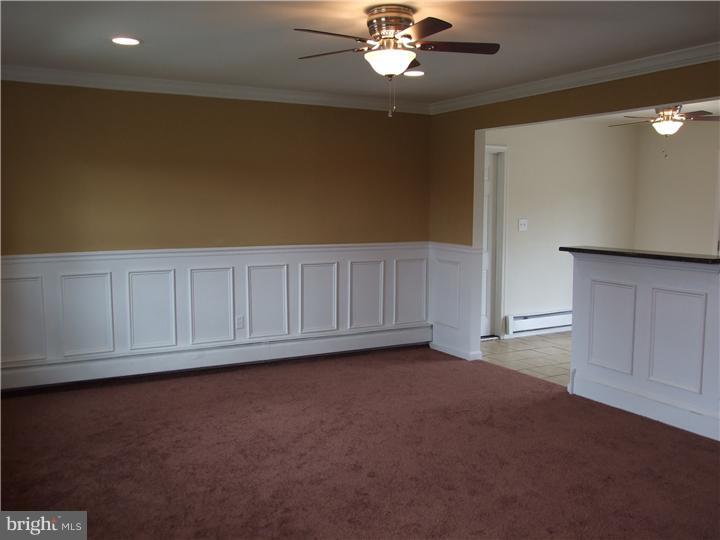 28 Hemlock Road Levittown, PA 19056 - Photo 2 of 13 Living Room