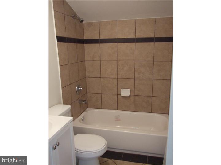 28 Hemlock Road Levittown, PA 19056 - Photo 11 of 13 Bathroom