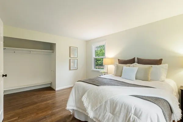$615,000 | 13 Karen Circle, Holliston, MA 01746