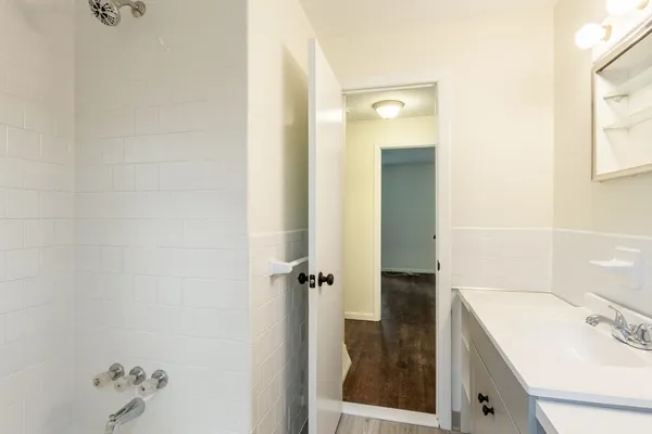$615,000 | 13 Karen Circle, Holliston, MA 01746