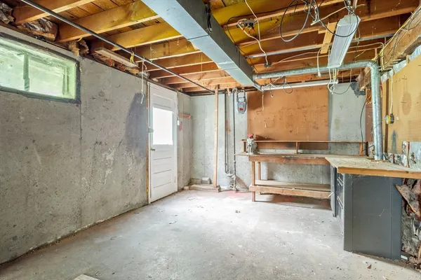 $615,000 | 13 Karen Circle, Holliston, MA 01746