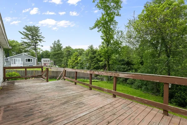 $615,000 | 13 Karen Circle, Holliston, MA 01746