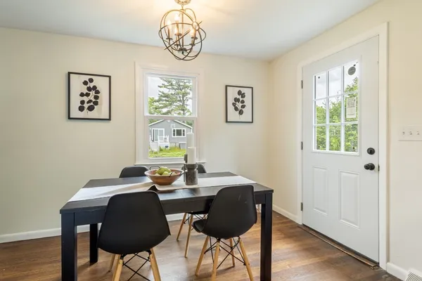 $615,000 | 13 Karen Circle, Holliston, MA 01746