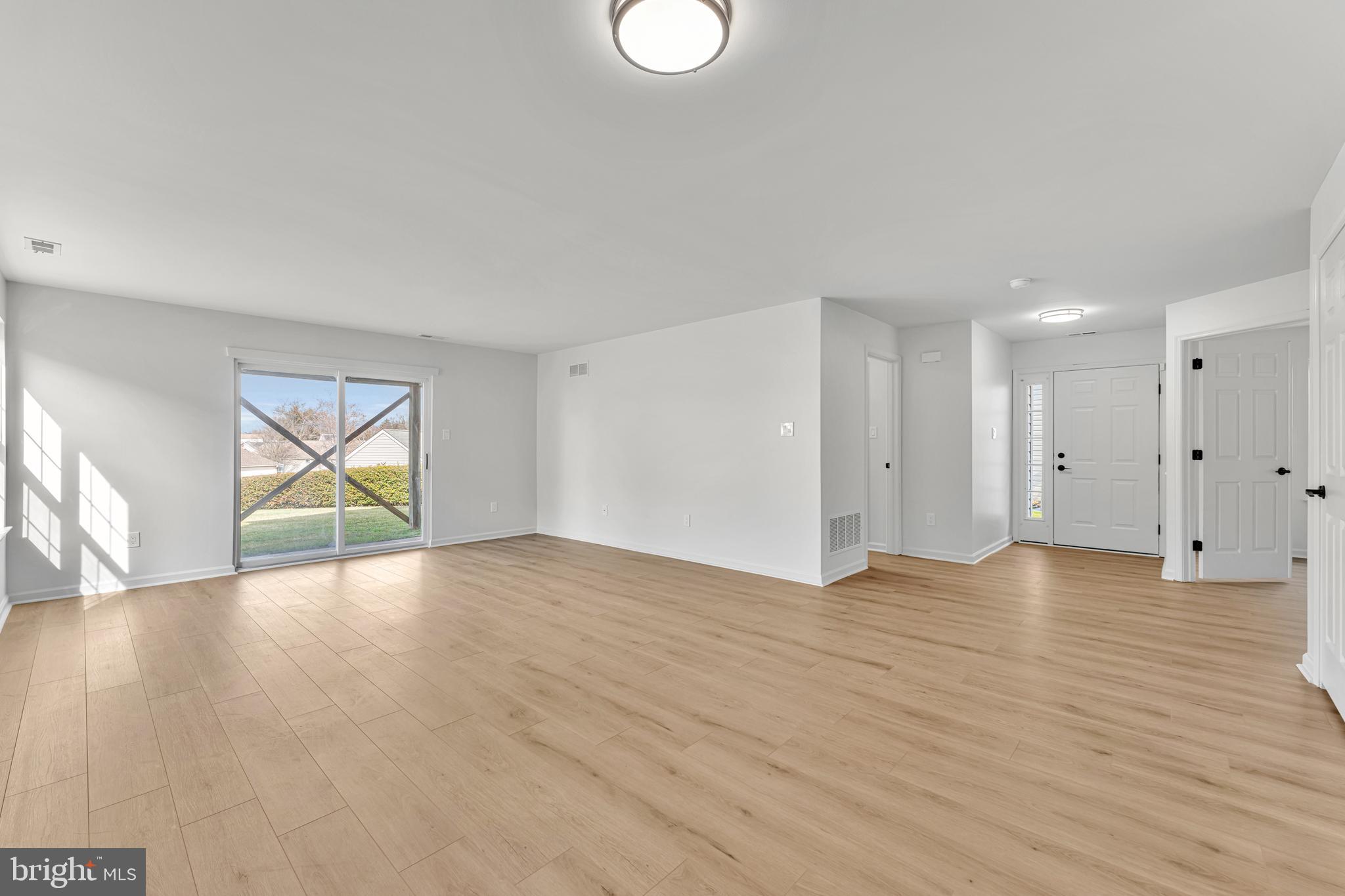 120 Alexander Road Beverly, NJ 08010 - Photo 11 of 34