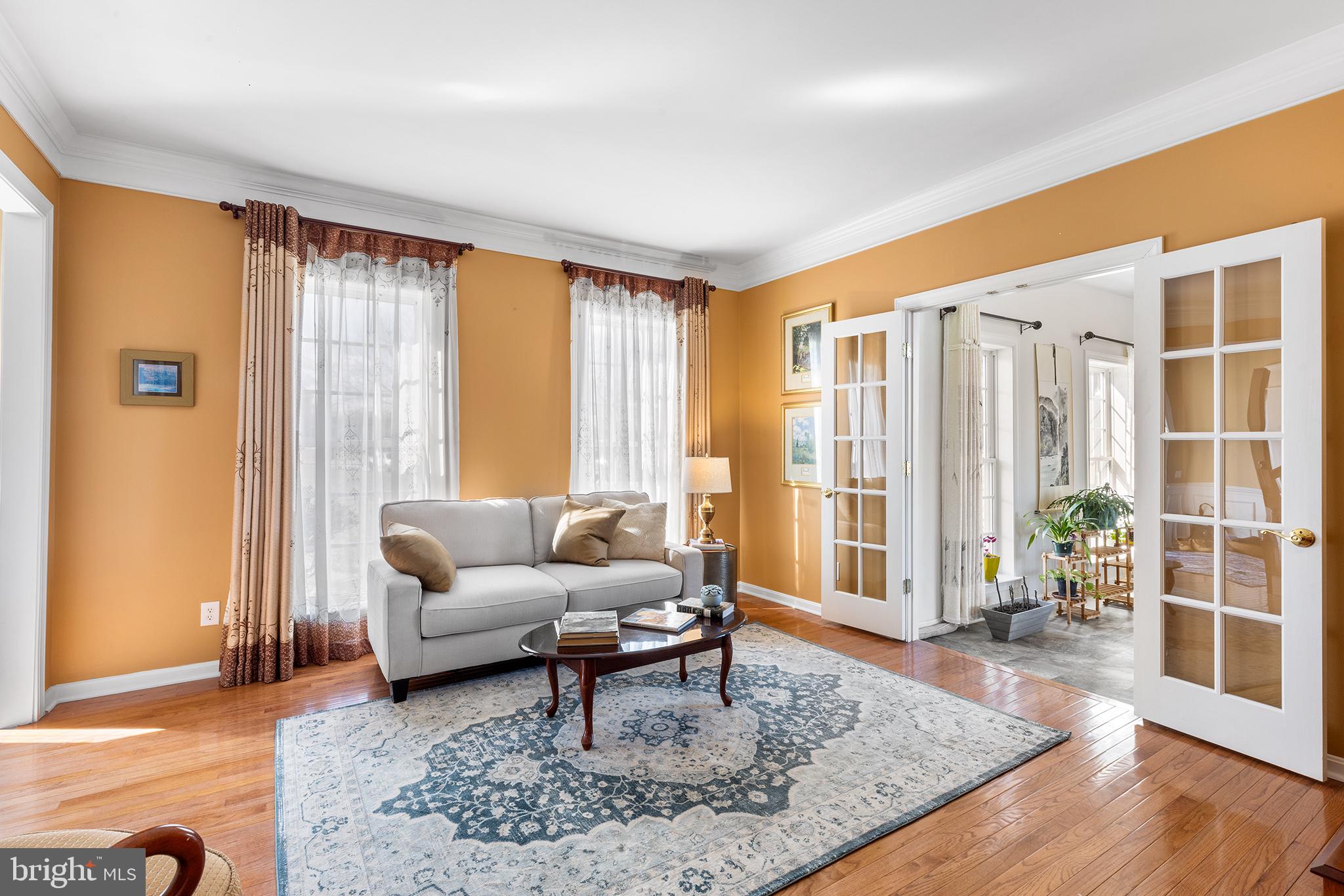 72 Hollow Drive Malvern, PA 19355 - Photo 14 of 63 a living room with furniture and a rug
