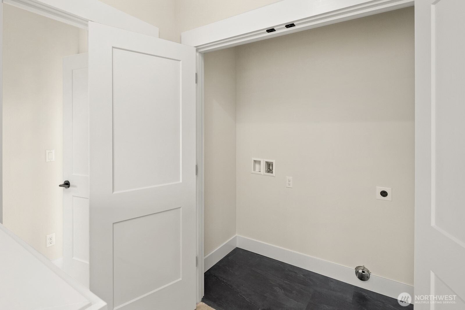 908 South 138th Street Burien, WA 98168 - Photo 8 of 13