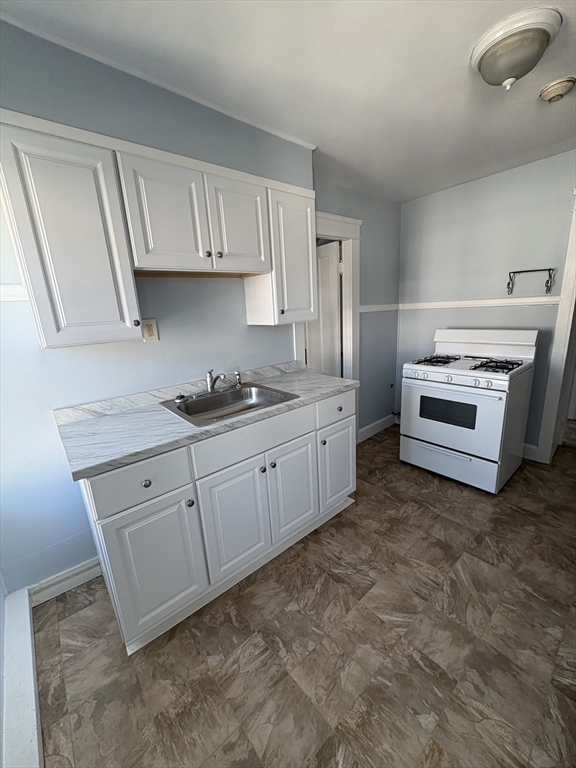 12 Capron Street, Unit 9 Attleboro, MA 02703 - Photo 4 of 10