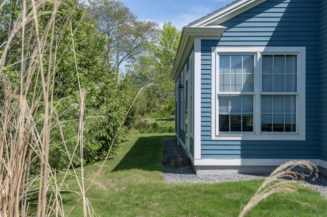 $695,000 | 3 Chickadee Drive, Topsham, ME 04086