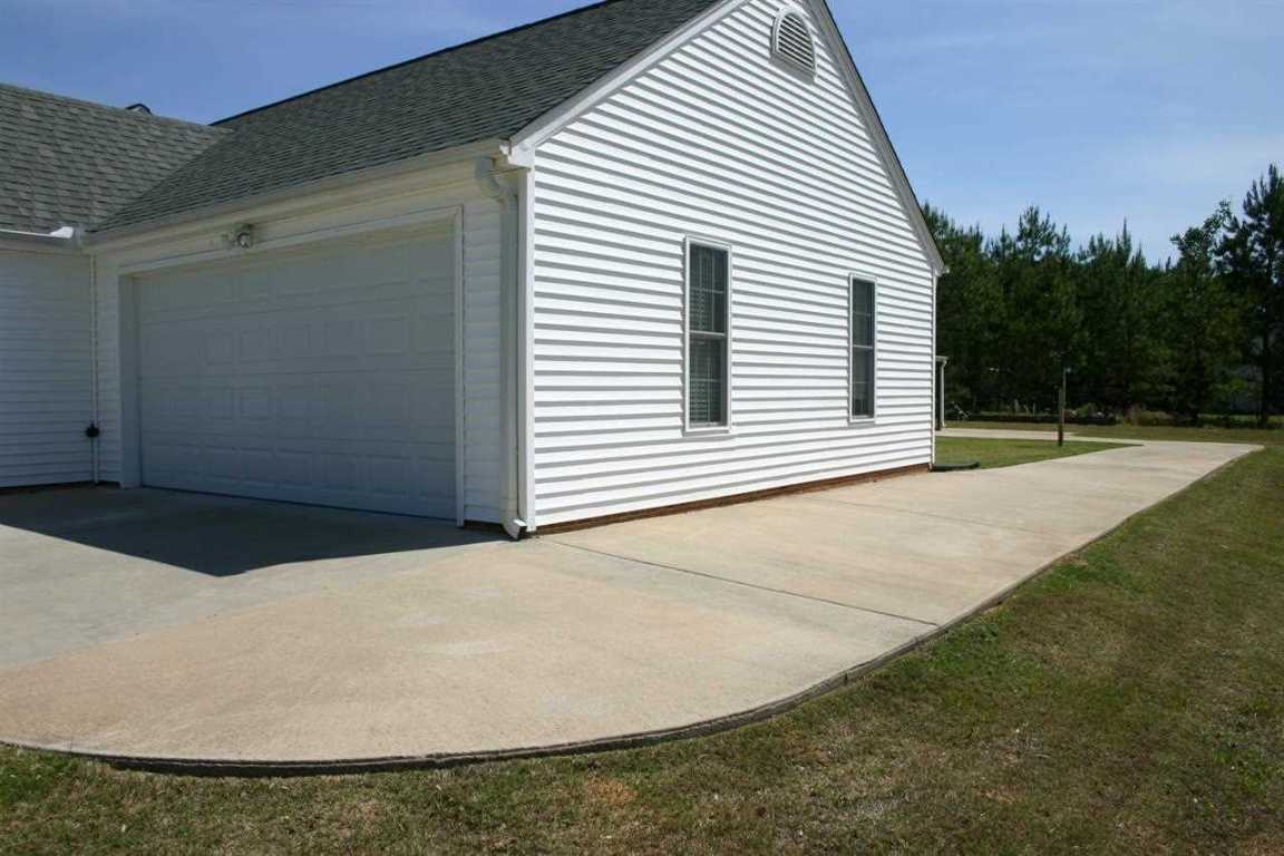 109 Hawk Ridge Drive Anderson, SC 29621 - Photo 18 of 36