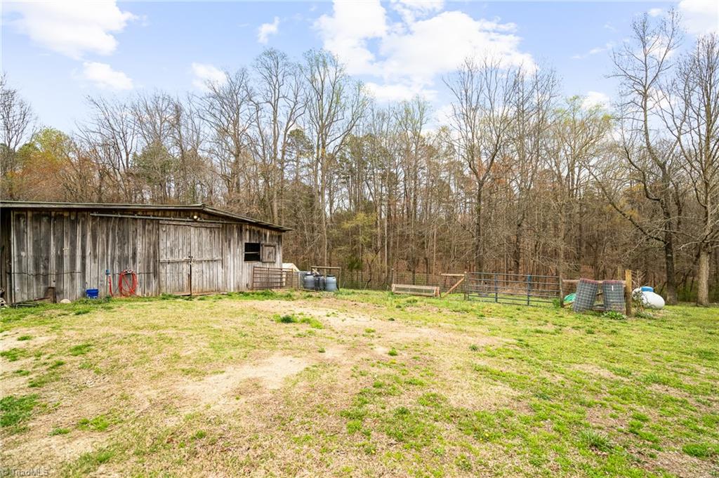 2511 Beckerdite Road Sophia, NC 27350 - Photo 4 of 31 Gallery Image 4